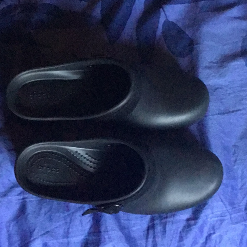 Crocs clogs
